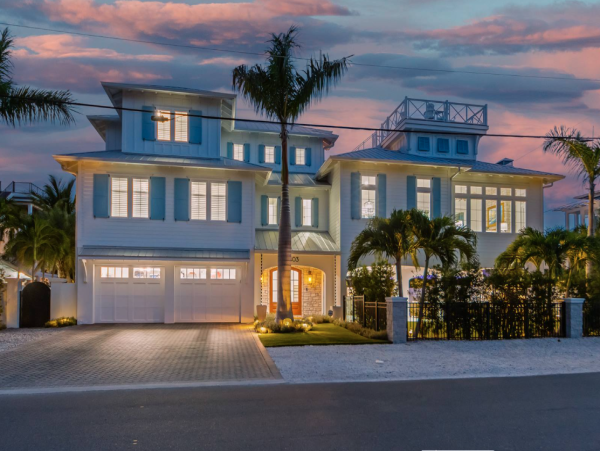 Luxury Beach Retreat on Anna Maria Island - Unforgettable Getaway